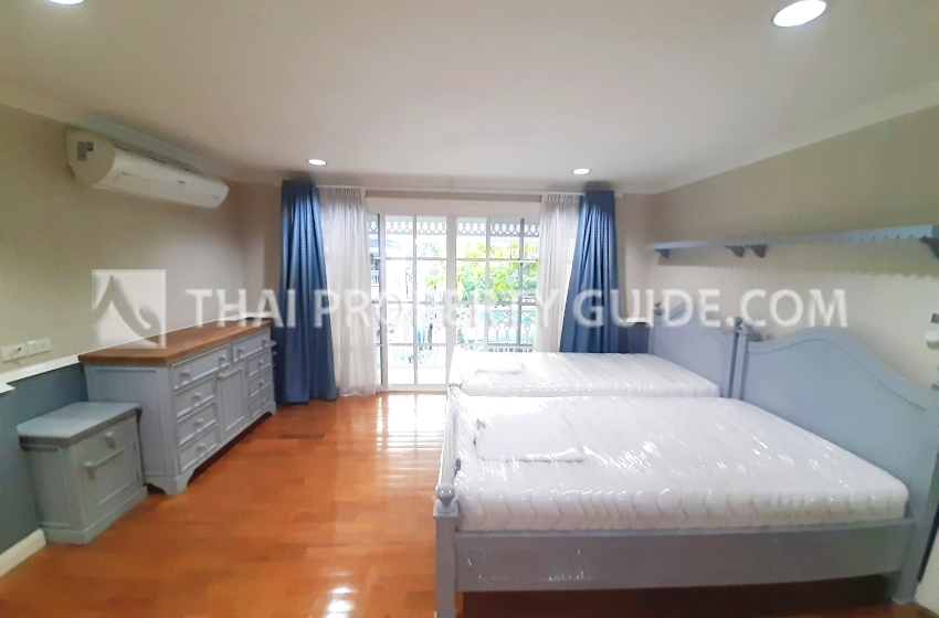 House with Shared Pool in Sukhumvit 